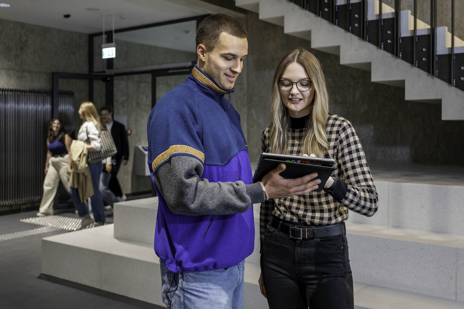 Studierende im U-Gebäude