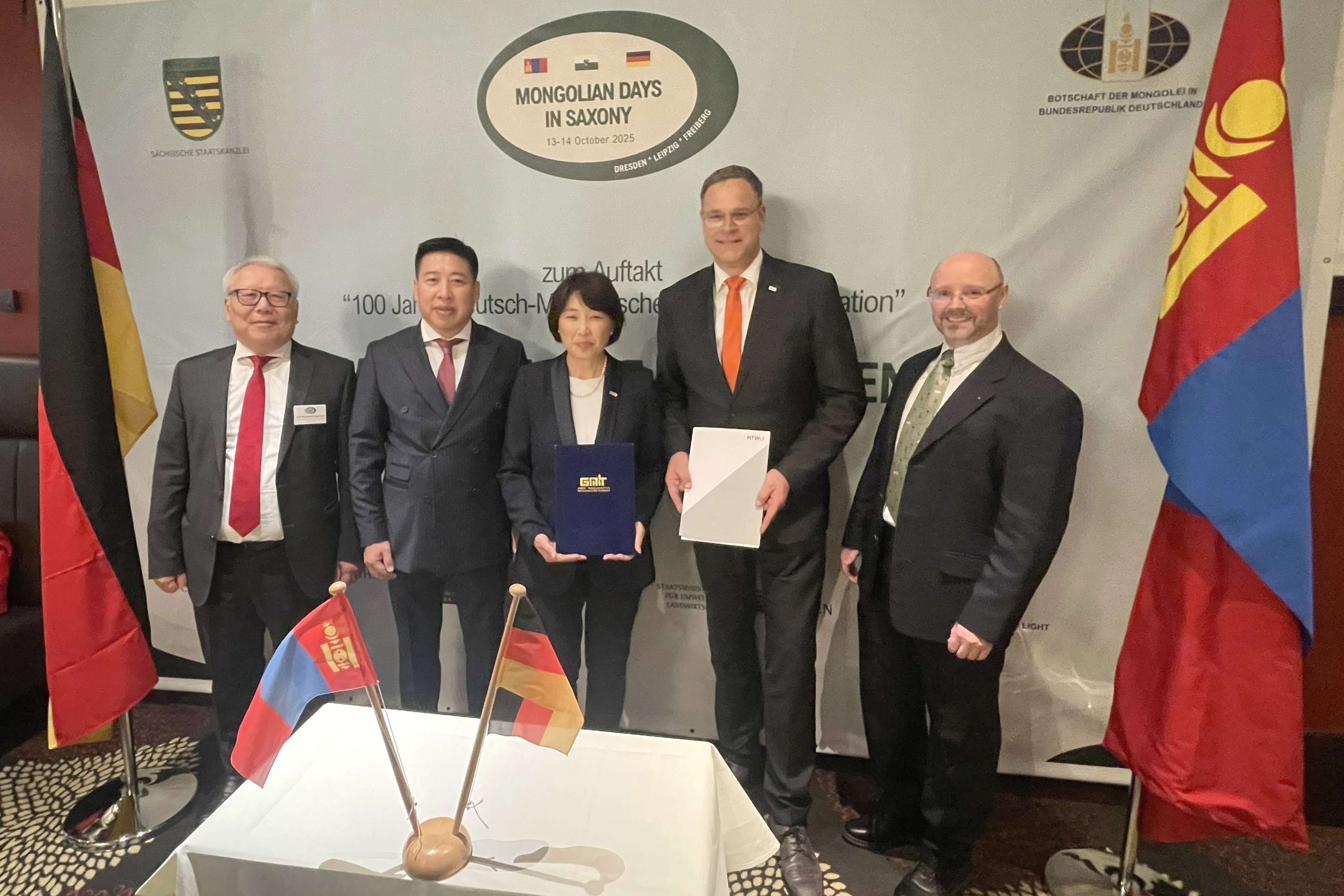 Contract signing