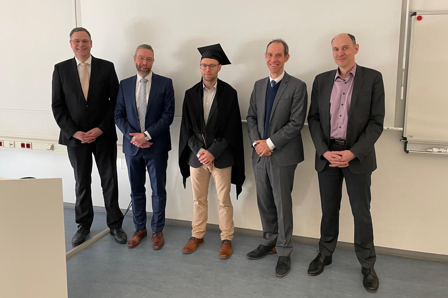 Prof. Dr. Ingo Gestring, Prof. Dr. Alexander Brosius, Rocky Telatko, Prof. Dr. Steffen Ihlenfeldt , Prof. Dr. Dirk Reichelt (v.l.n.r.)