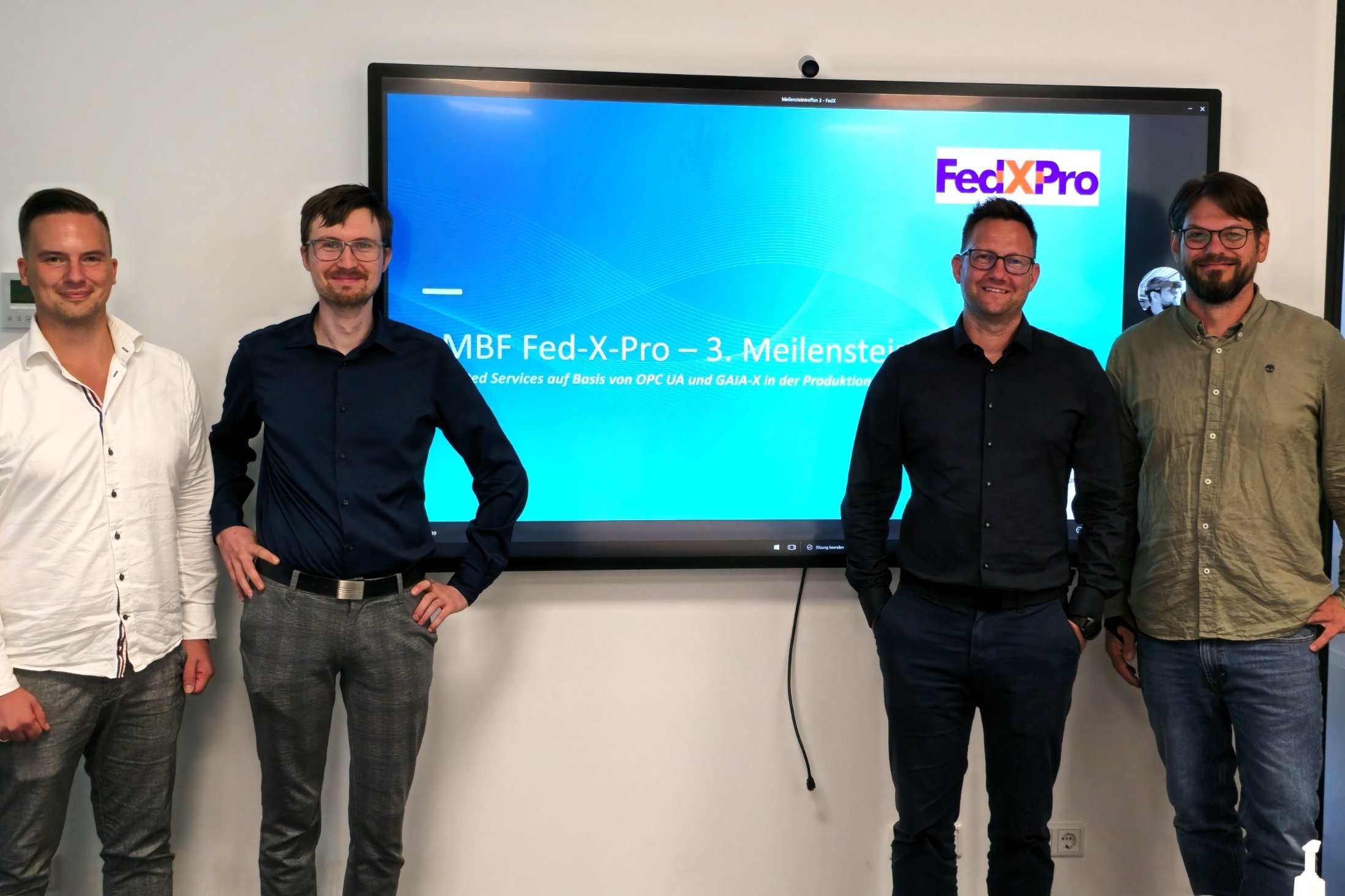 Projektbeteiligte beim Fed-X-Pro-Projekttreffen